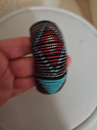 Pulsera abalorios roja y turquesa