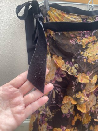 Traje floral Zara