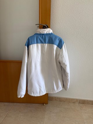 Cazadora Nike Air Blanca y Azul