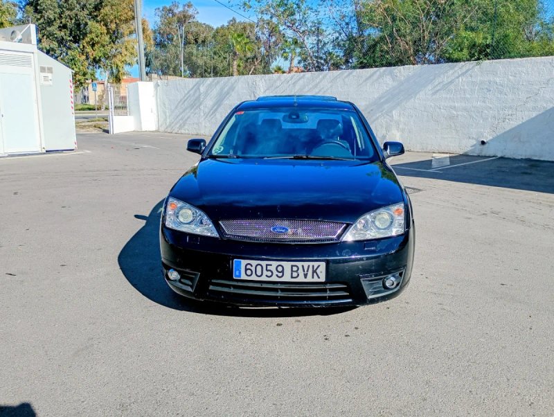 Ford Mondeo 2004 - foto 1