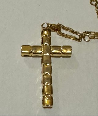 Collana vintage dorata con croce strass