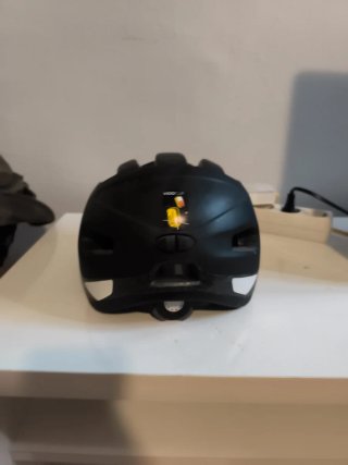 Casco de bicicleta negro
