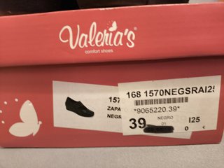 Zapatos Valeria's Negros Talla 39