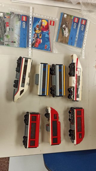 Trenes legó incompletos