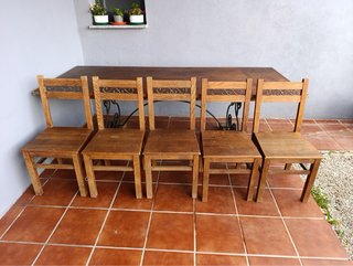 Mesa de madera de Portugal maciza con 5 sillas