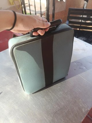 Máquina de escribir Olivetti Lettera 32