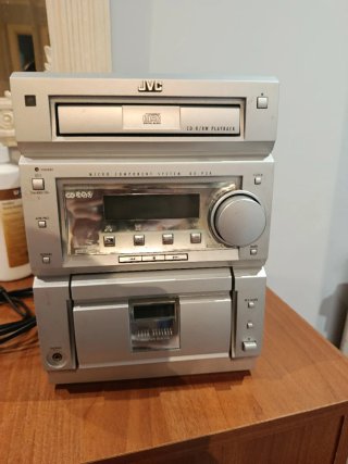 Minicadena JVC Plata