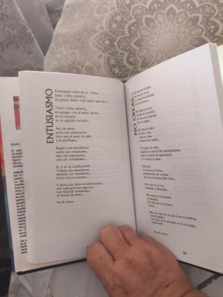 Libro VIVIR EN LA LUZ