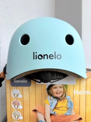 Casco infantil Lionelo azul Nuevo y original