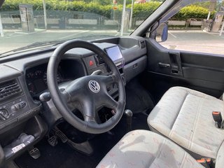 Volkswagen Transporter 2.5  2003