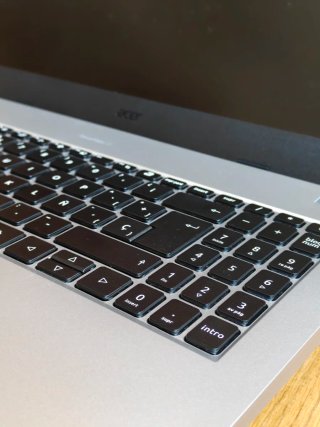 Acer Travelmate Ultra 5 NUOVO