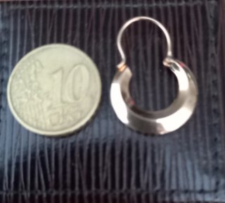 Pendientes de oro amarillo, nuevos ,18 kilates .