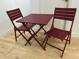 Mesa y 2 Sillas Plegables Jardín Rojas