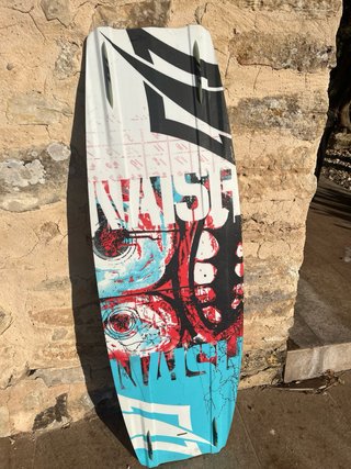 Tabla Wakeboard Naish casi sin uso