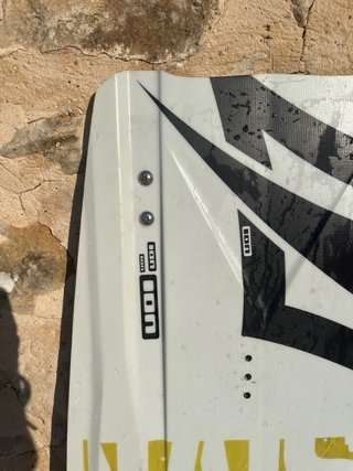 Tabla Wakeboard Naish casi sin uso