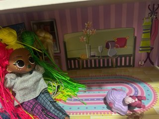 Casita de muñecas rosa