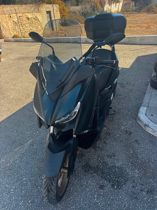 Yamaha XMAX TMAX 125cc Maxi Scooter