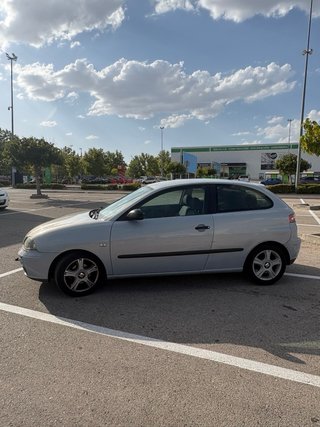 SEAT Ibiza 2004