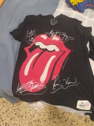 Camiseta Rolling Stones Firmada