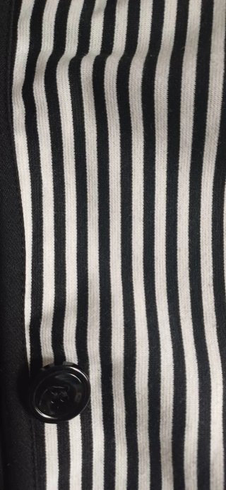 Americana Zara Basic Rayas Blancas y Negras
