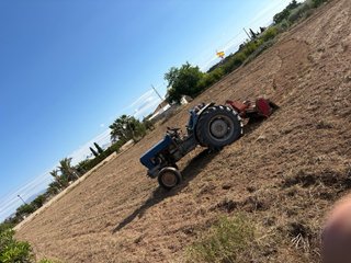 Limpieza de Parcelas, Labranzas y Tractor Crismape