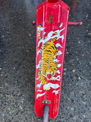 Patinete manual scooter rojo bestial wolf