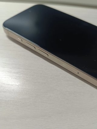 iPhone 15 Pro (piezas)