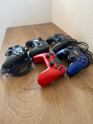 Lotto 5 Joystick PS4 non originali