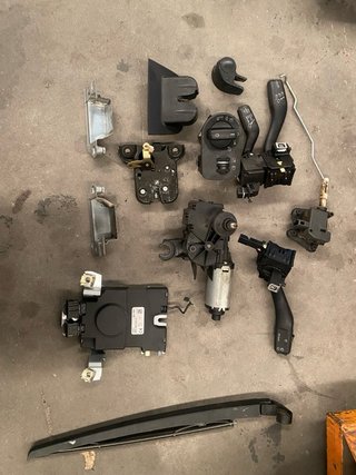 Despiece Audi A3 2.0 TDI BKD VARIAS PIEZAS consult