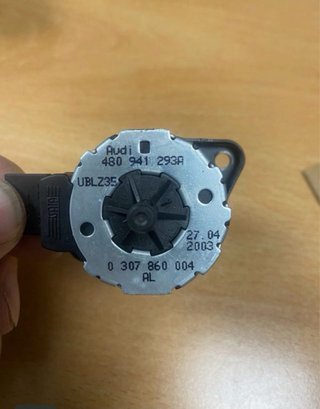 Despiece Audi A3 2.0 TDI BKD VARIAS PIEZAS consult