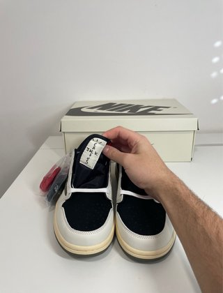 Air Jordan 1 Low x Travis Scott Olive