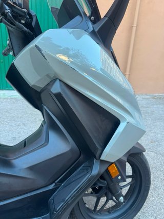 Honda Forza 2023 - Pocos km, como nueva.