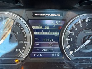 Honda Forza 2023 - Pocos km, como nueva.