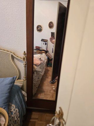 Armario Luis XVI Beige y Dorado Años 70