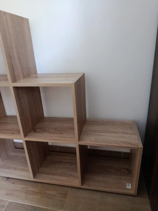 Estantería modular escalonada madera