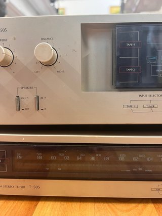 Amplificador Sansui A-505 y Sintonizador AM/FM
