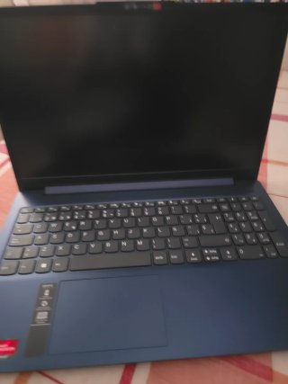 Portátil Lenovo ideapad slim 3