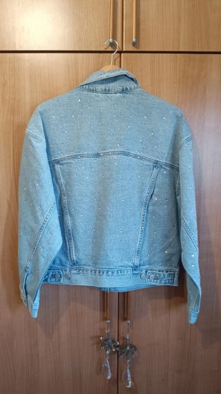 Cazadora Levi's vaquera con strass