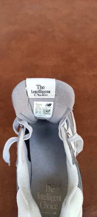 Scarpe New Balance grigie e bianche