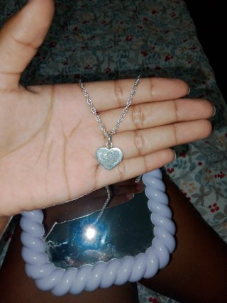 Collar precioso de Plata en forma deCorazón Inicia