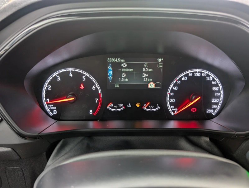 Ford Focus 2019, foto 12