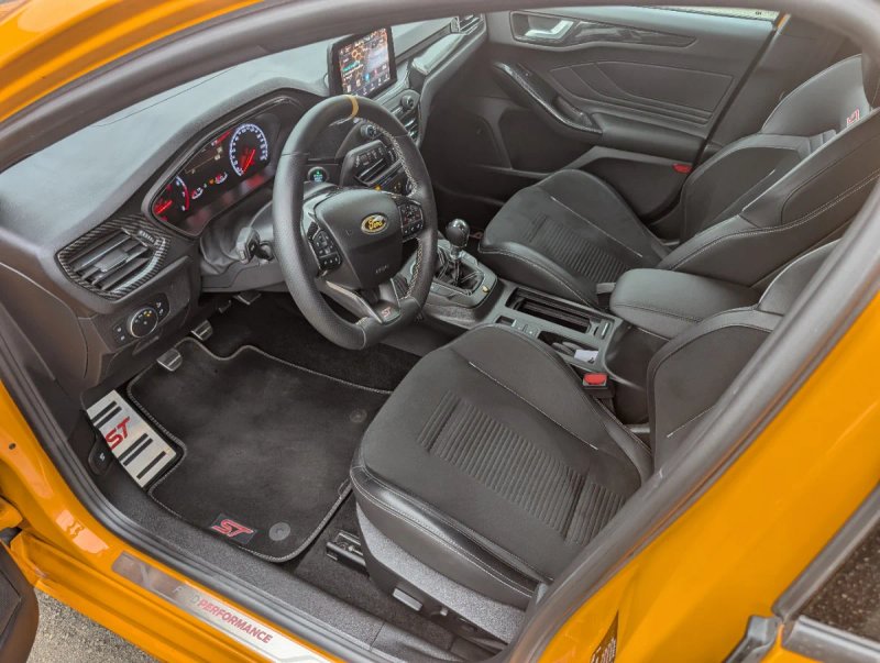 Ford Focus 2019, foto 14