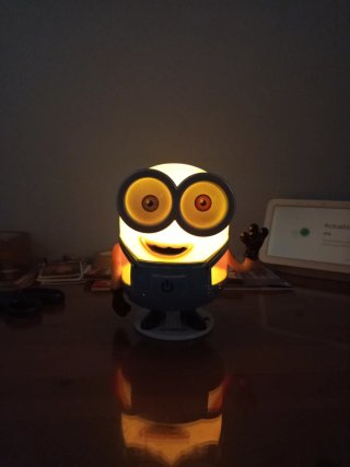 Lámpara Minion Varta