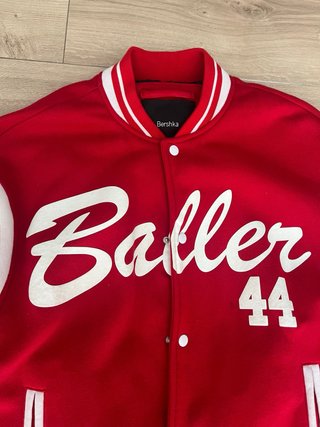 Chaqueta bomber universitaria Bershka - Talla L
