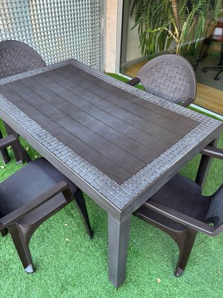 Mesa y 4 Sillas Exterior Plástico