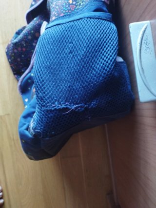 Mochila escolar Busquets azul con corazón