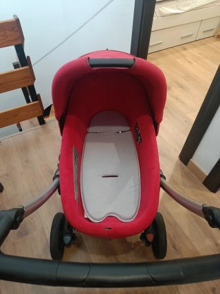 Carrito de bebé Bebeconfort rojo