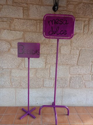 Letreros para fiestas morados Venta en persona