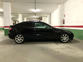 Mercedes-Benz Clase C 2006