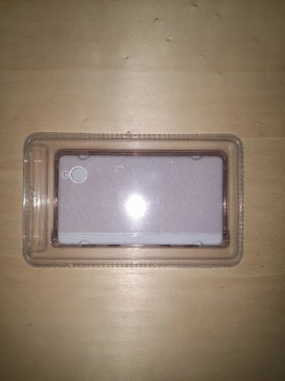 NUEVO. Funda DSi rosa brillante Policarbonato